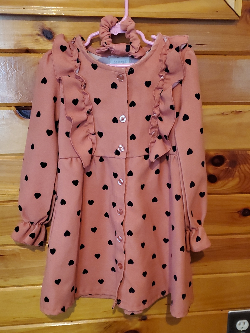 Valentine Girls' Size 5 Dusty Rose Heart Ruffle Button-Front Dress w/ Schrunchie